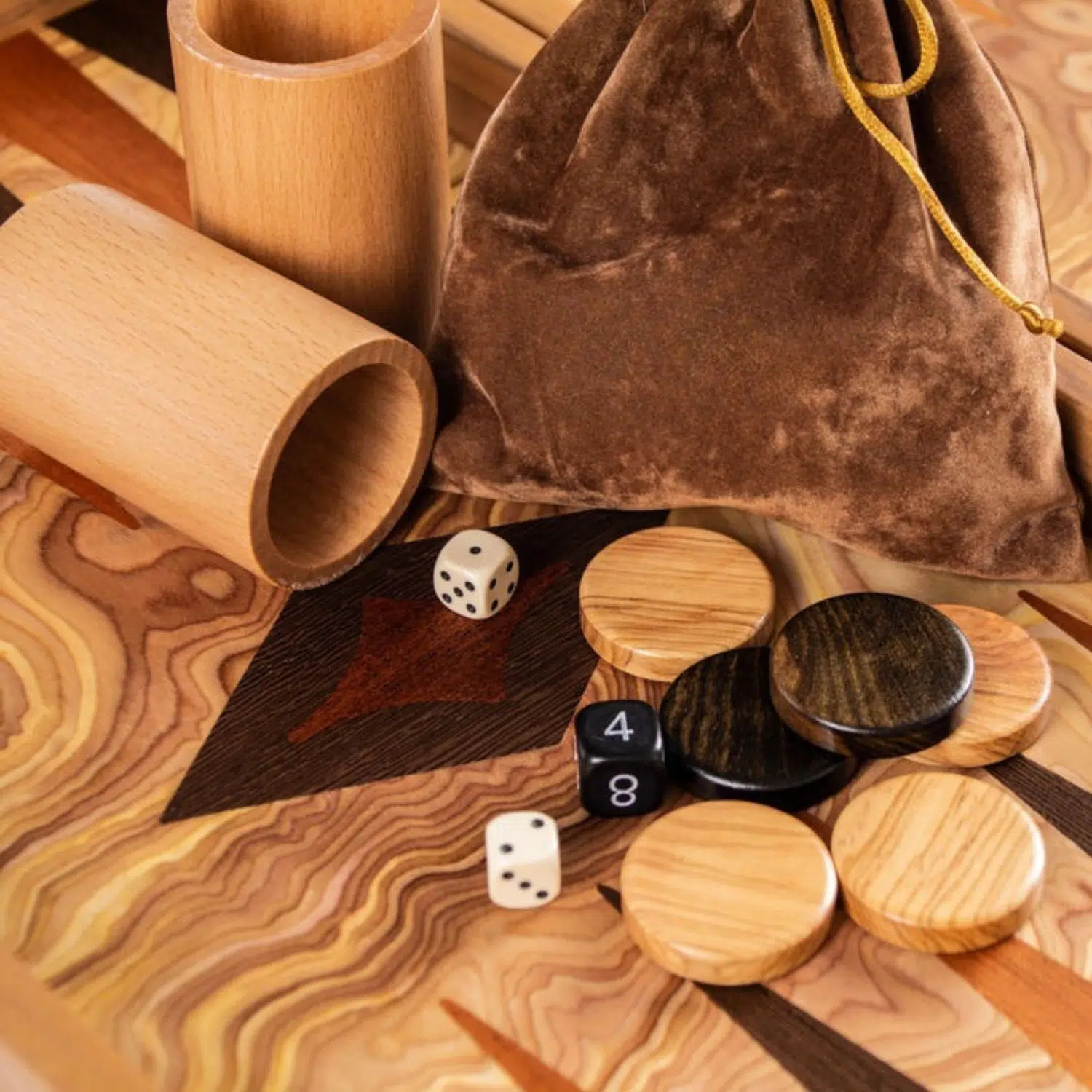 Backgammon en Bois d'Olivier