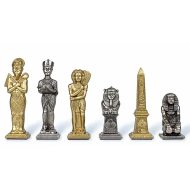 Egyptische schaakstukken in goud- en zilverkleurig metaal, koning, dame, toren en obelisk