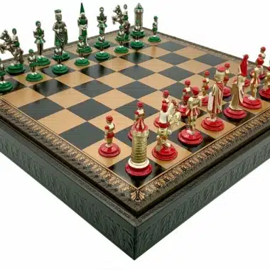 Camelot Koning Arthur IX Set met Kunstleren Schaakbord & Handbeschilderd Metalen Schaakspel