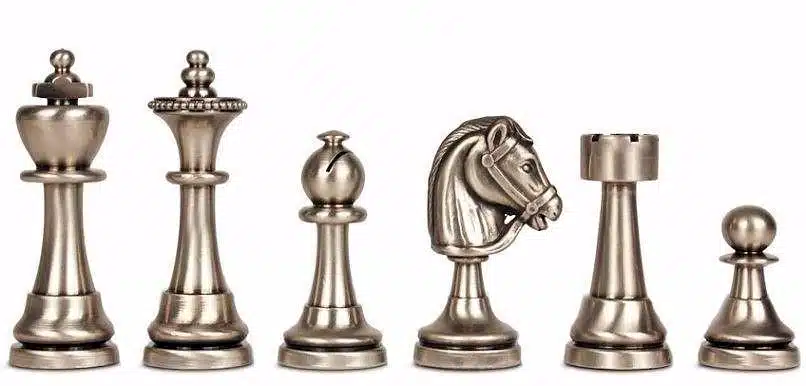Jeu d'Echecs en Laiton Massif "Staunton"