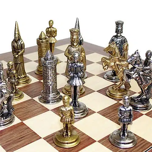 Camelot Koning Arthur Set I Schaakbord in Rozenhout & Schaakspel in Massief Metaal - Afbeelding 2