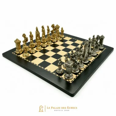 Compleet schaakspel Mary Stuart X op donker houten bord, totaalbeeld