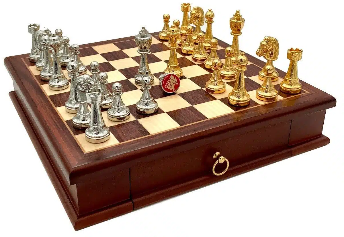 Set Classic Flower 3 Schaakbord met Opbergla in Hout en Schaakspel in Metaal met Goud- en Zilverplating
