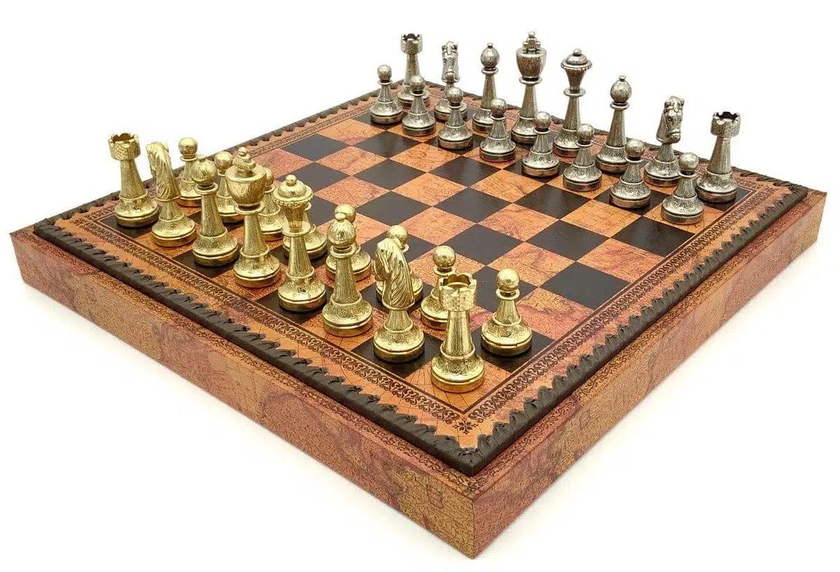 Staunton Mix VI Set met Bruin Schaakbord met Opbergruimte en Metalen Schaakstukken