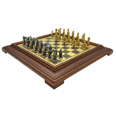 Compleet schaakspel Medieval VI op houten schaakbord met voet