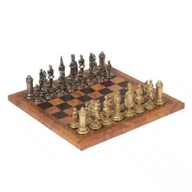 Camelot Koning Arthur VII Schaakbord in Kunstleer & Schaakspel in Massief Metaal