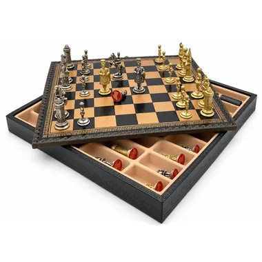 Camelot schaakbord geopend met zicht op de gevulde opbergkist