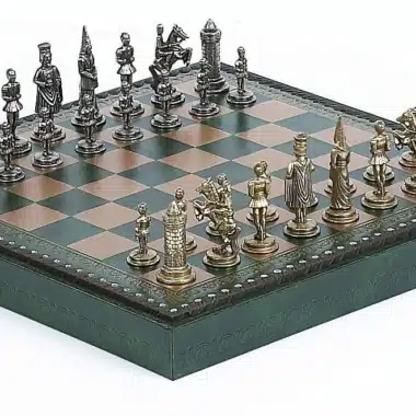 Camelot Koning Arthur XIII Set Schaakbord met Opbergruimte en Metalen Schaakspel