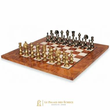 Ensemble Oriental IV vu en diagonale sur échiquier en orme et bruyère