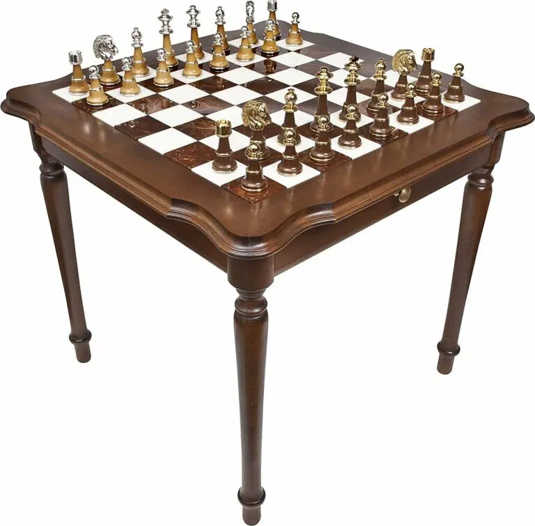 Staunton XL IV Set: Schaaktafel van Hout en Carrara Marmer & Schaakspel in Hout en Messing