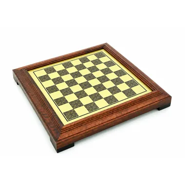 Schaakbord op poot van massief hout, perspectiefweergave met gelakte lijst