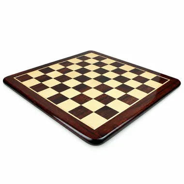 Afgerond schaakbord van rozenhout en mat esdoornhout, perspectiefweergave