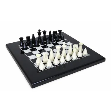 Set "Pyramide Moderne Noir" Schaakbord in Zwart Gelakt Massief Hout & Schaakspel in Zwart en Wit Gelakt Massief Hout