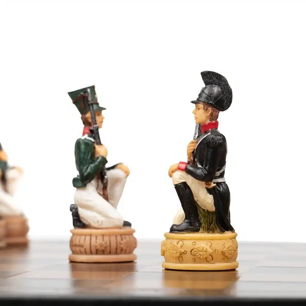 Napoleon Russische Veldtocht II Set Schaakspel in Kunsthars en Kunstleren Schaakbord Zwart - Afbeelding 12