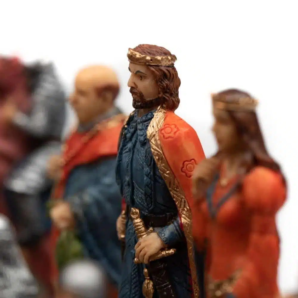 Set Robin Hood Schaakbord in Kunstleer & Handgeschilderd Schaakspel in Hars - Afbeelding 10