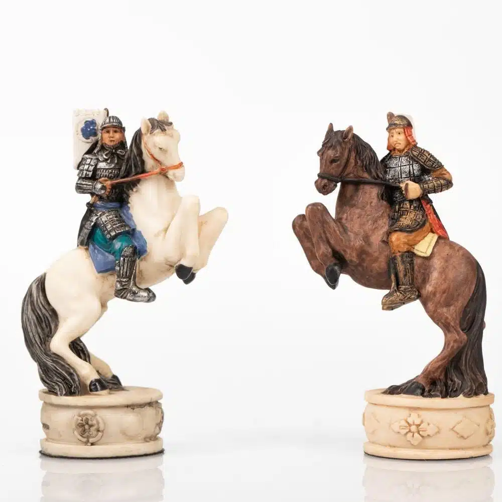 Samurai Set Schaakbord Opbergkist in Kunstleer en Handbeschilderd Schaakspel van Hars - Afbeelding 6