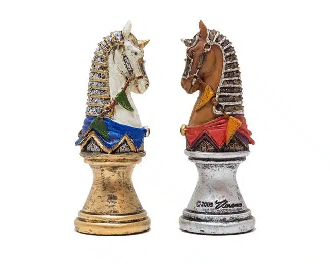 Jeu d'Echecs en Résine Peint à la Main"Buste Médiéval"