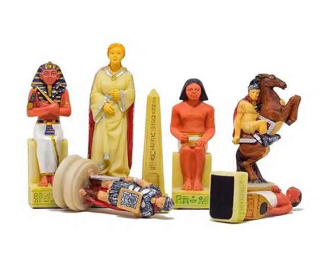 Jeu d'Echecs en Résine "Romains vs Egyptiens"