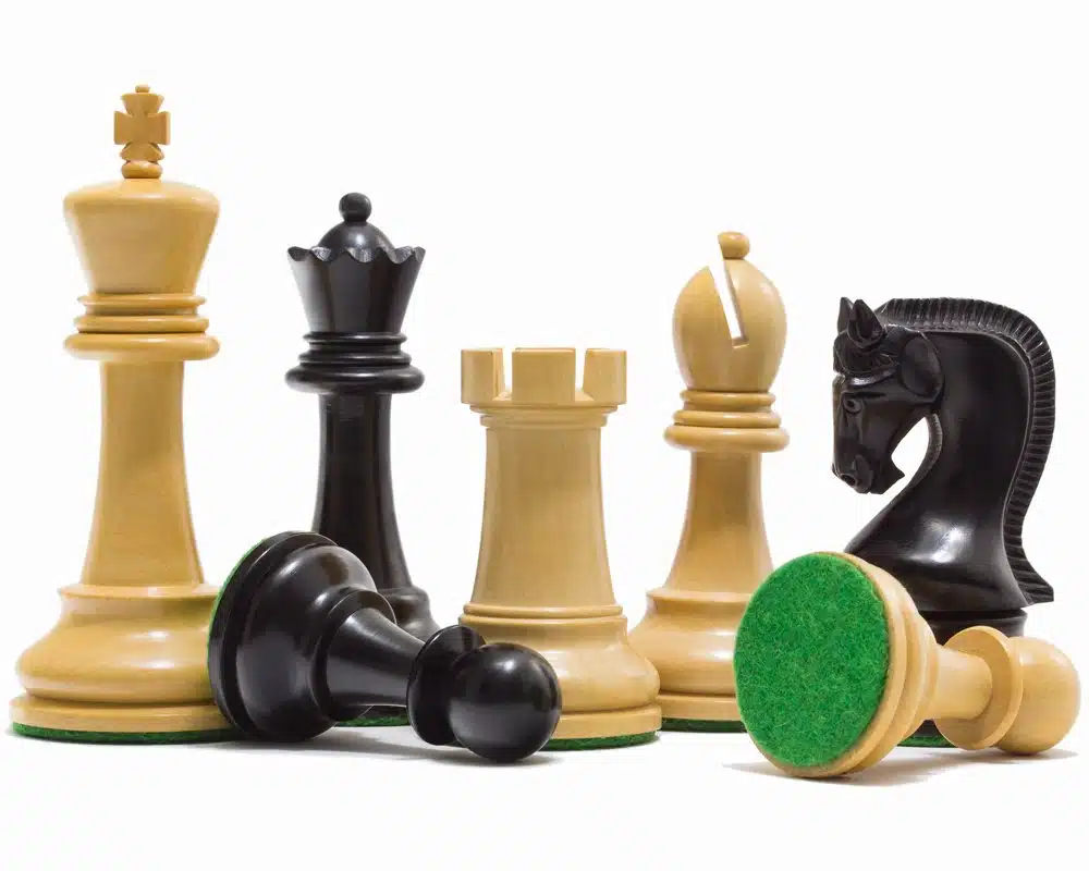 Jeu d'Échecs série Leningrad en Bois de Buis et Bois de Buis ébonisé