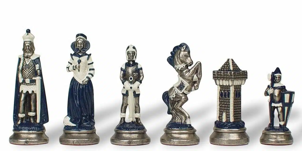 Schaakspel Mary Stuart - Schaakbord, Backgammon en Dammen in Kunstleer & Metalen Stukken - Afbeelding 8