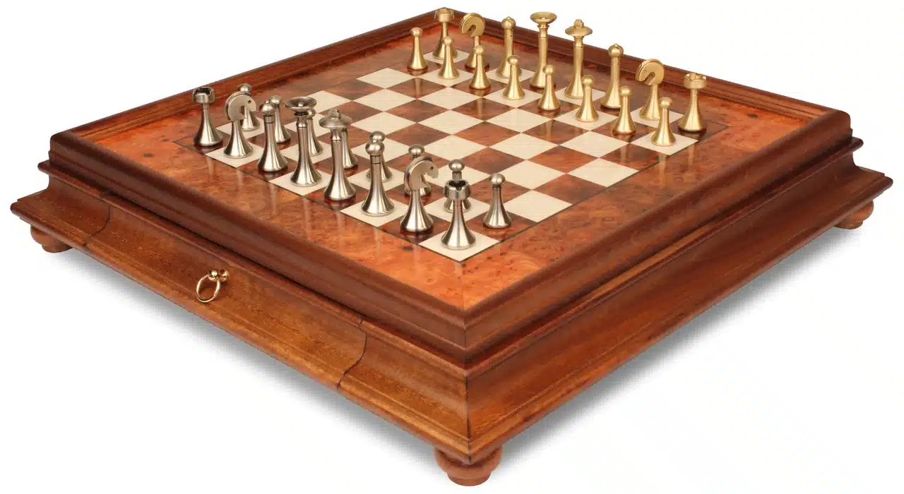 Jeu d'Échecs Contemporain - Échiquier en bois de Bruyère et Bois d'Orme avec tiroir & Pièces en métal