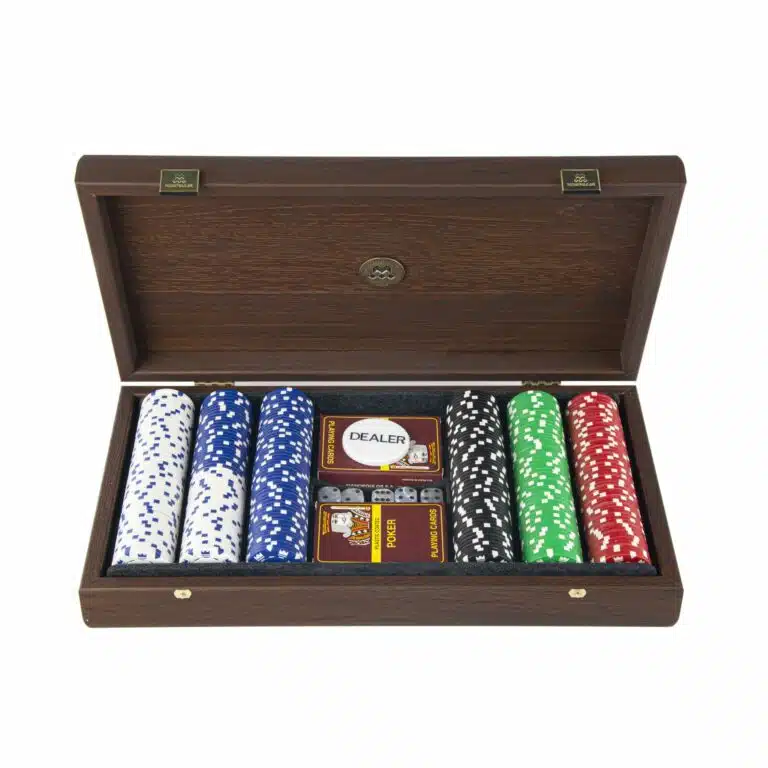 Pokerset – Koffer van Donker Notenhout met Deksel in Bruin Kunstleer