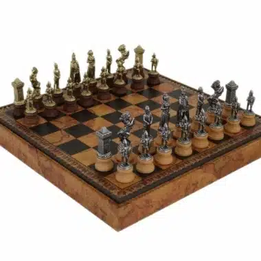 Schaakspel Mary Stuart - Schaakbord, Damspel en Backgammon in Kunstleer met Opbergvak & Schaakstukken van Metaal en Hout