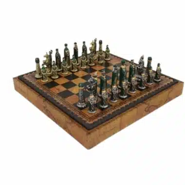 Middeleeuws Schaakspel - Schaakbord & Dambord in Kunstleer met Opbergruimte & Schaakstukken in Metaal