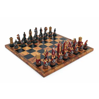 Compleet Camelot schaakspel op kunstleren schaakbord, schuine weergave
