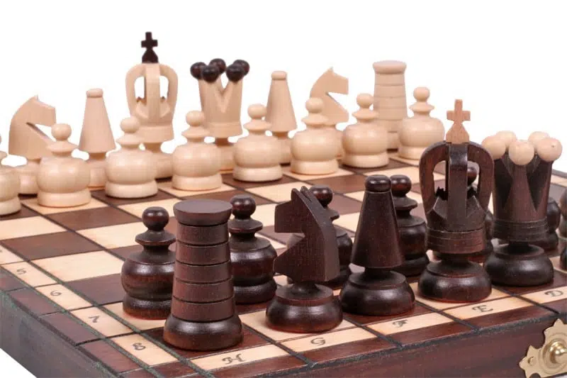 Klein Opvouwbaar Reisschaakspel van Hout - Afbeelding 5