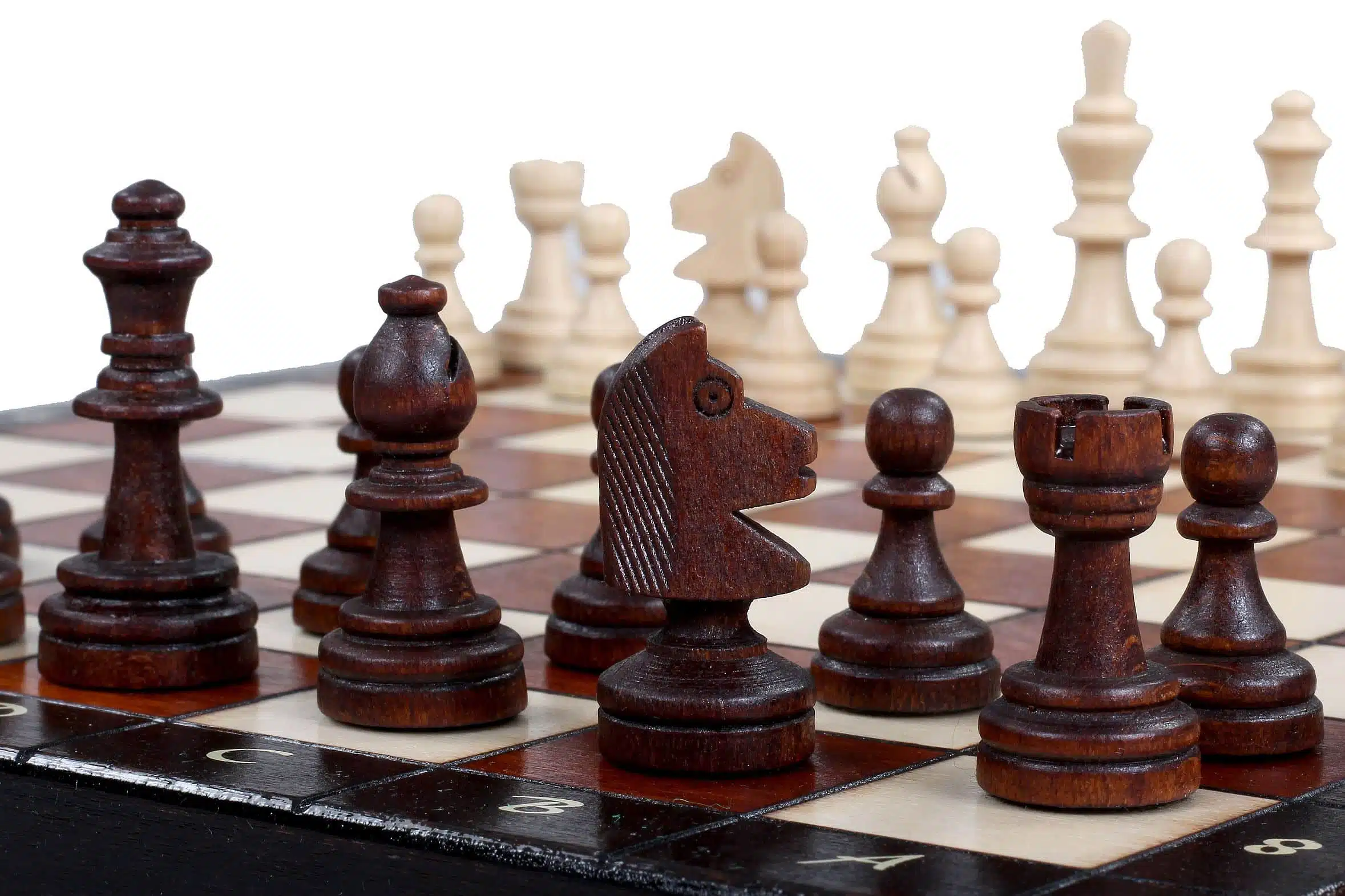 Klein Magnetisch Houten Schaakspel met Opbergruimte - Afbeelding 7