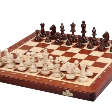 Schaakstukken en Opvouwbaar Schaakbord van Hout