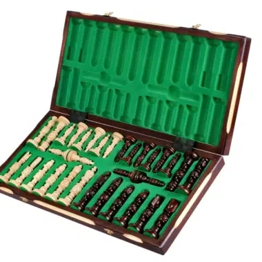 Alternative view of Handgesneden Houten Schaakstukken met Opvouwbaar Schaakbord