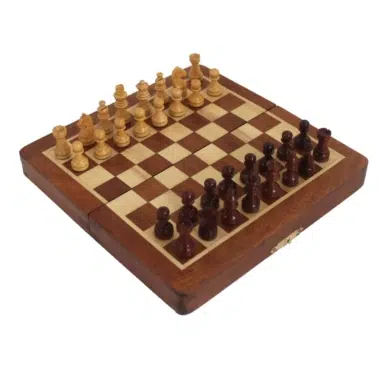 Alternative view of Magnetisch Houten Staunton Schaakspel - 5 Maten