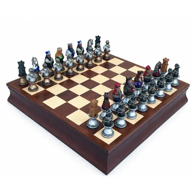 Ensemble Buste Médiéval V, échiquier avec coffret de rangement et pièces peintes
