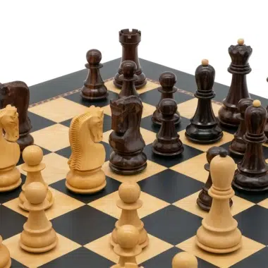 Alternative view of Houten Schaakspel en Schaakbord 'Le Jeu de la Dame'
