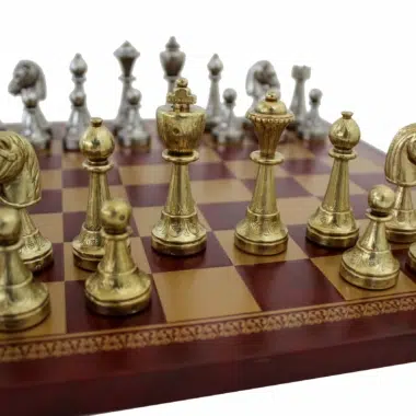 Alternative view of Staunton Schaakspel in Metaal & Schaakbord in Kunstleer Rood/Goud