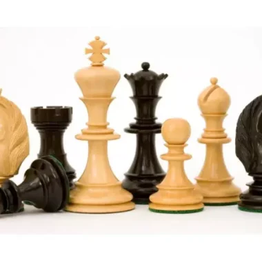 Pièces d'Échecs Licorne en Bois d'Ébène et Buis
