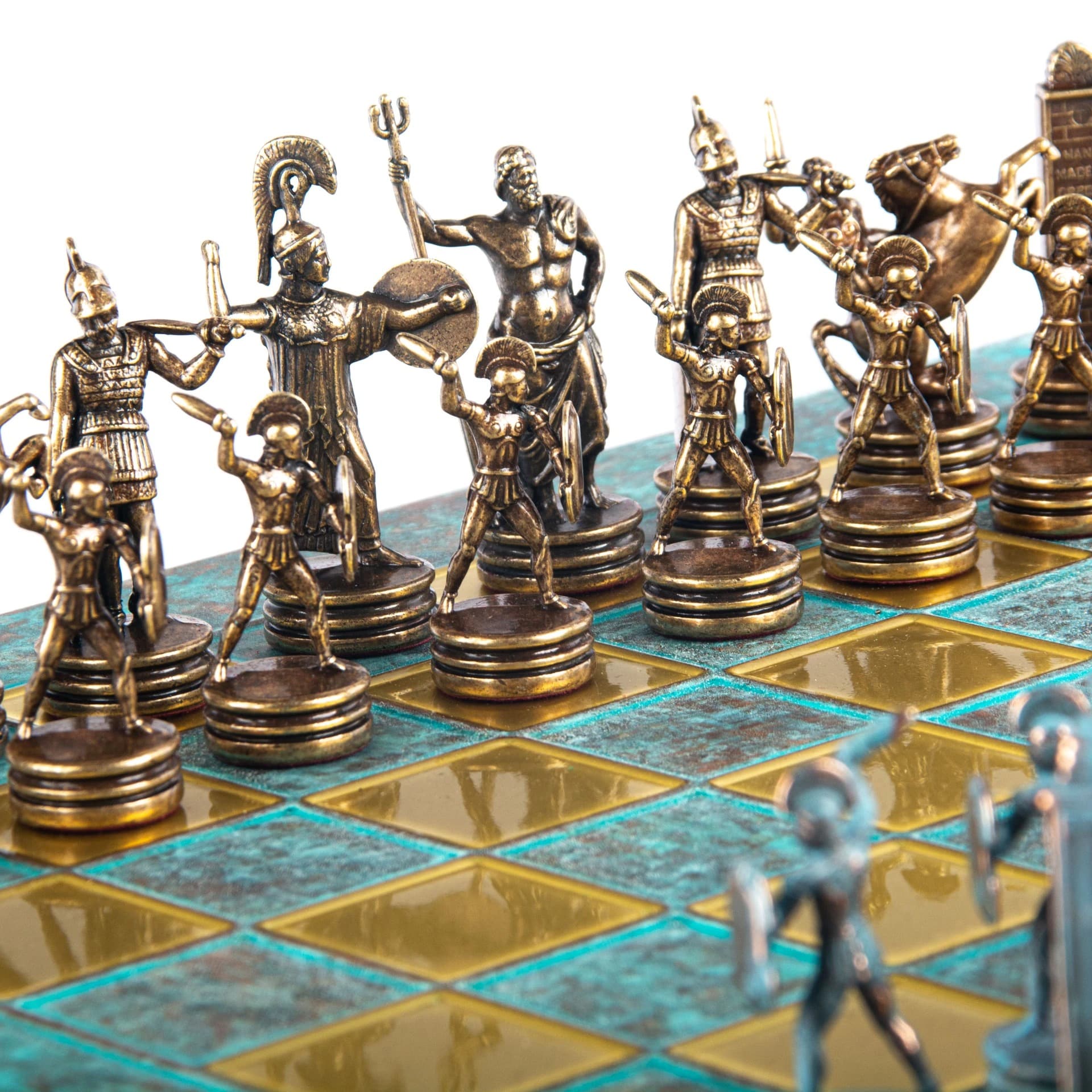 Schaakset Griekse Mythologie in Metaal – Bronzen en Blauwe Stukken met Metalen Schaakbord - Afbeelding 15
