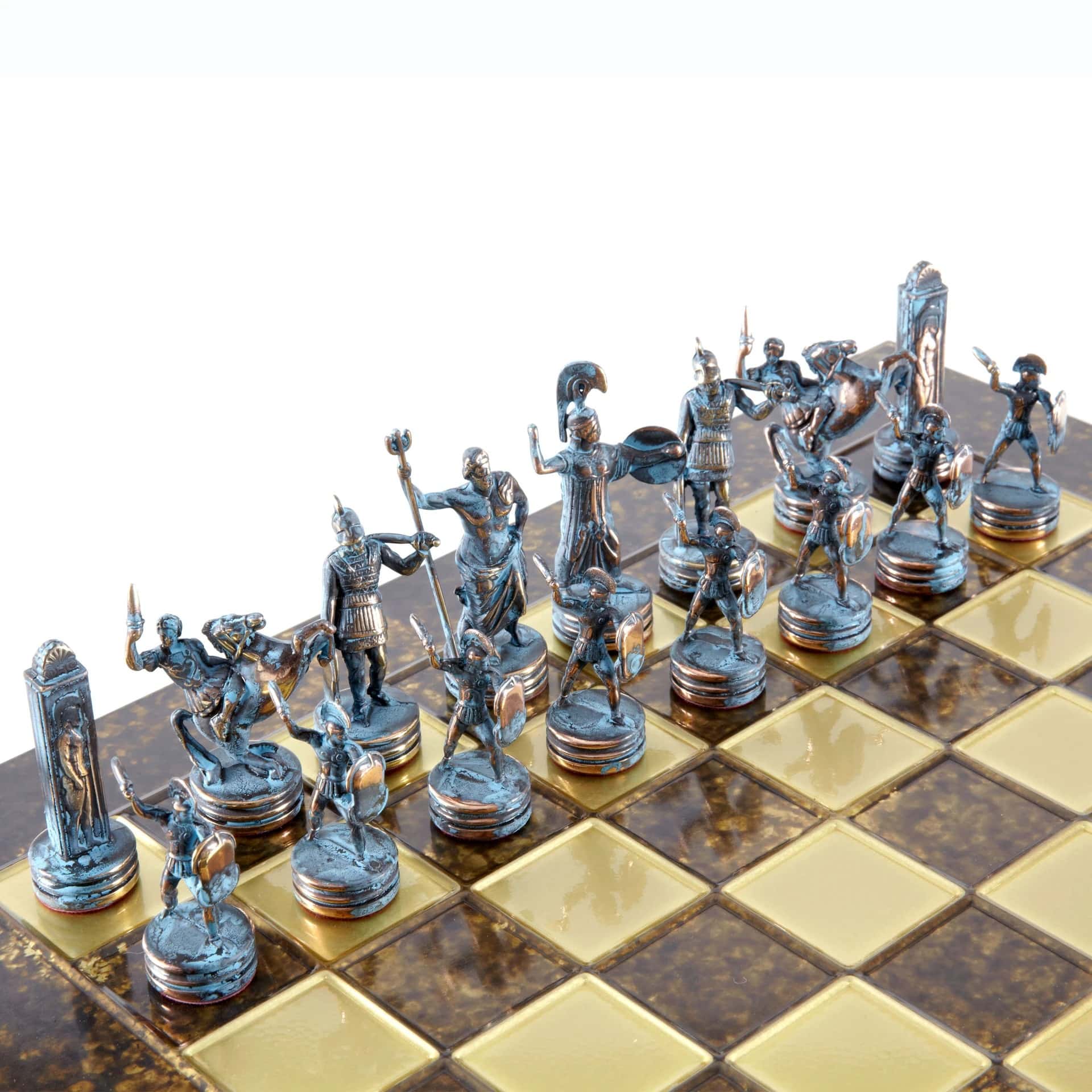 Schaakset Griekse Mythologie in Metaal – Bronzen en Blauwe Stukken met Metalen Schaakbord - Afbeelding 4