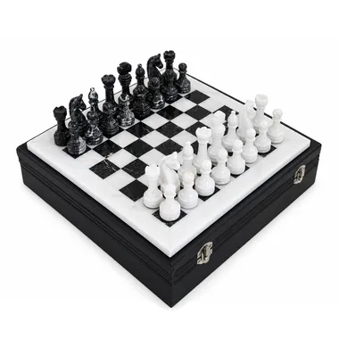 Klein Schaakspel in Wit en Zwart Marmer 30 x 30 cm