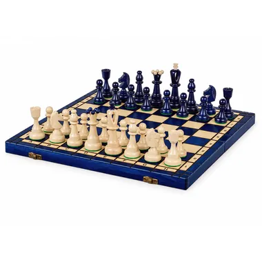 Schaakspel in blauw en ivoorkleurig hout op een geopend opvouwbaar bord