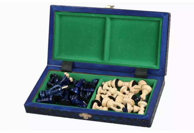 Petit Jeu d’Echecs en Bois Royal Bleu et Ivoire Pliant 30 x 30 cm