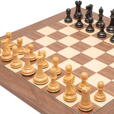 Ensemble d’échecs Warwick Grand Noir et Noyer