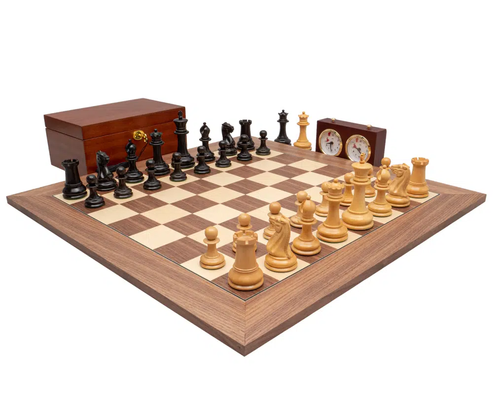 Jeu d’Échecs Staunton 1851 de Luxe en Ébène et Buis avec Échiquier de 60 cm et Coffret en Acajou – Roi 11 cm