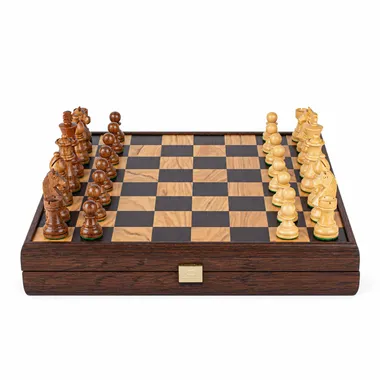 Schaakspel Notenhout 40x40 cm met Staunton-stukken, vooraanzicht - Le Palais Des Echecs